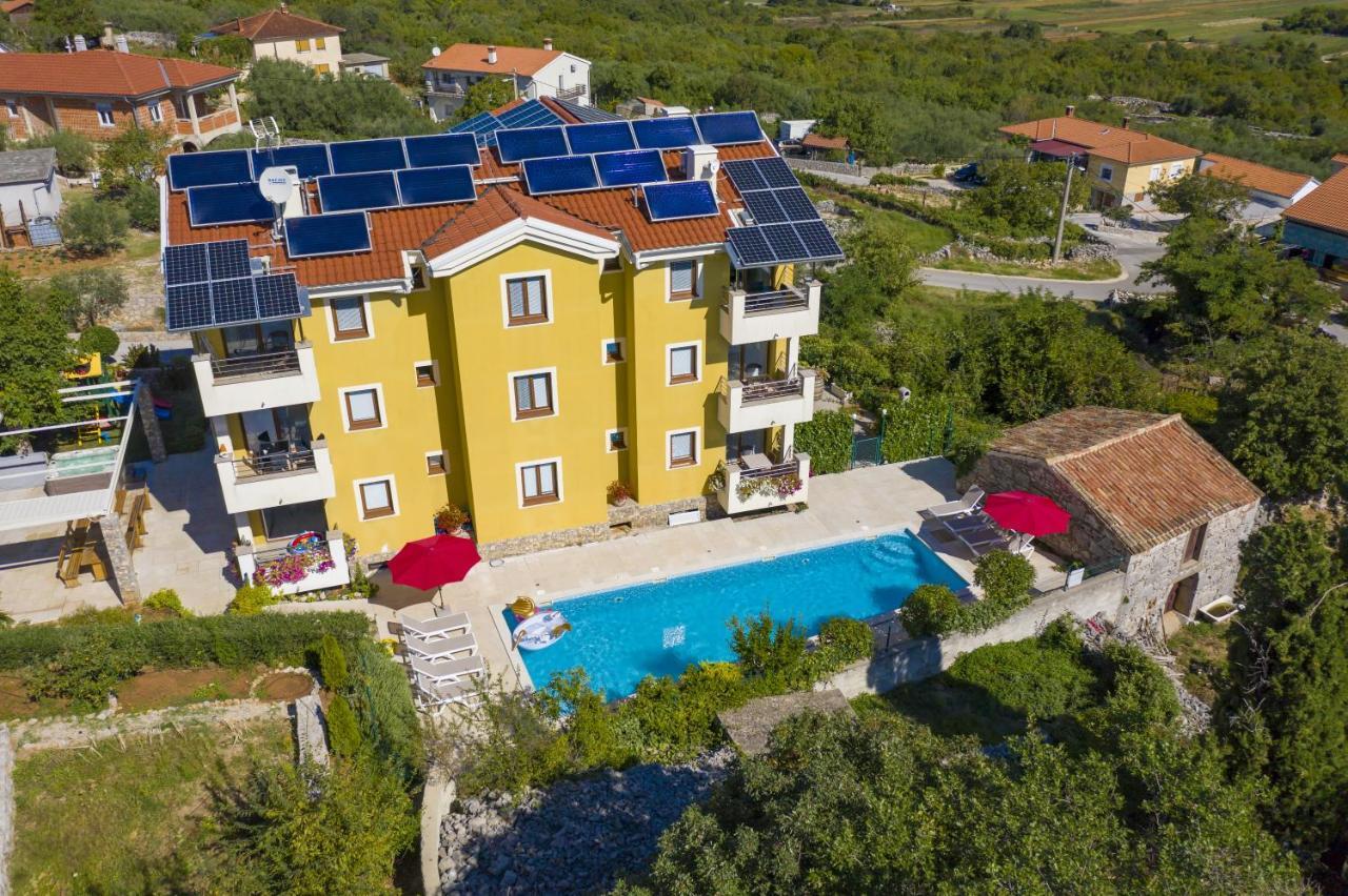 Apartments Salatic Krk Town Exterior foto